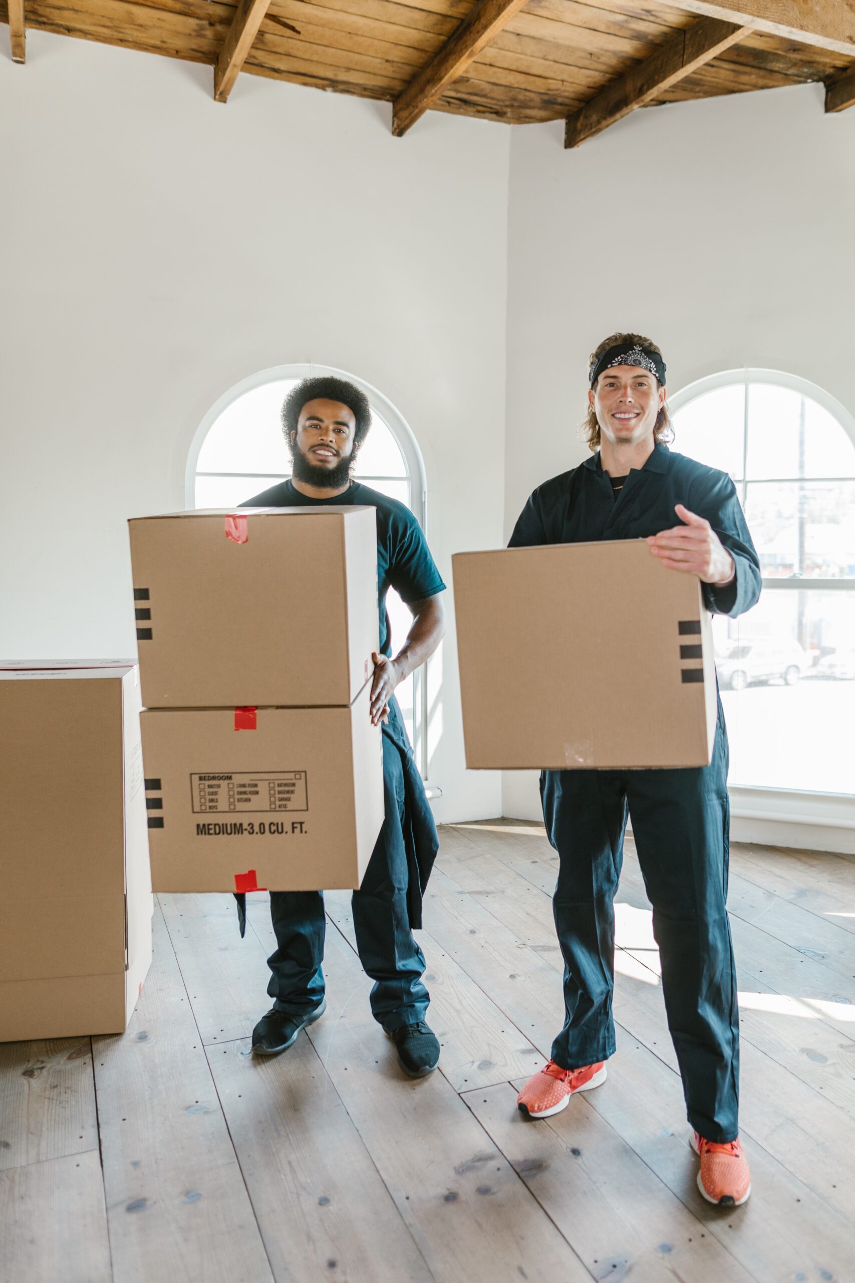 The Benefits of Hiring Professional Movers