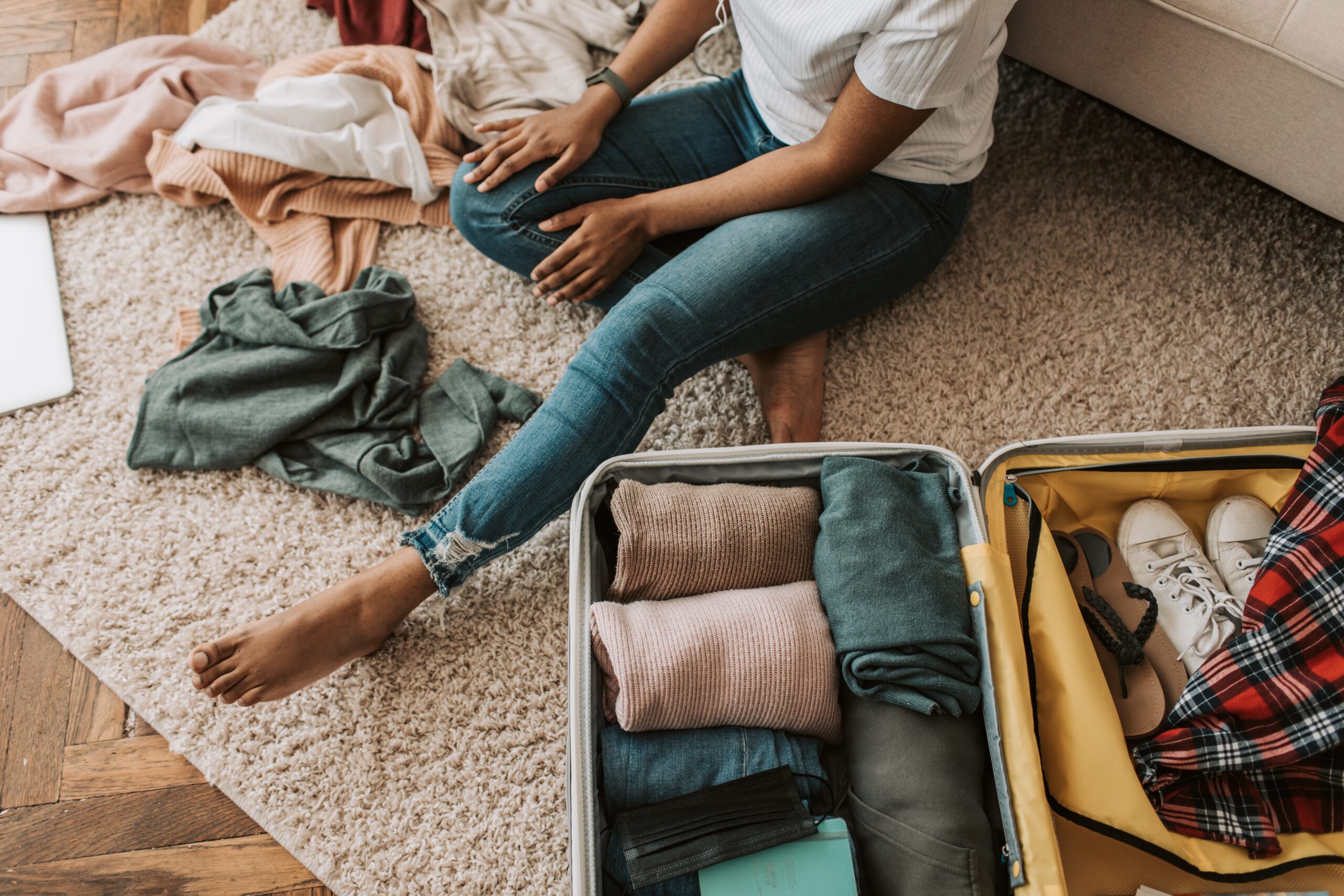 How to Pack Clothes for a Move: Tips from Lulu Movers